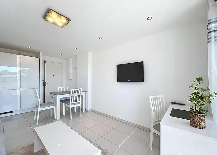 T2 Lumineux Proche Avec Parking Prive - Fr-1-770-27 아파트